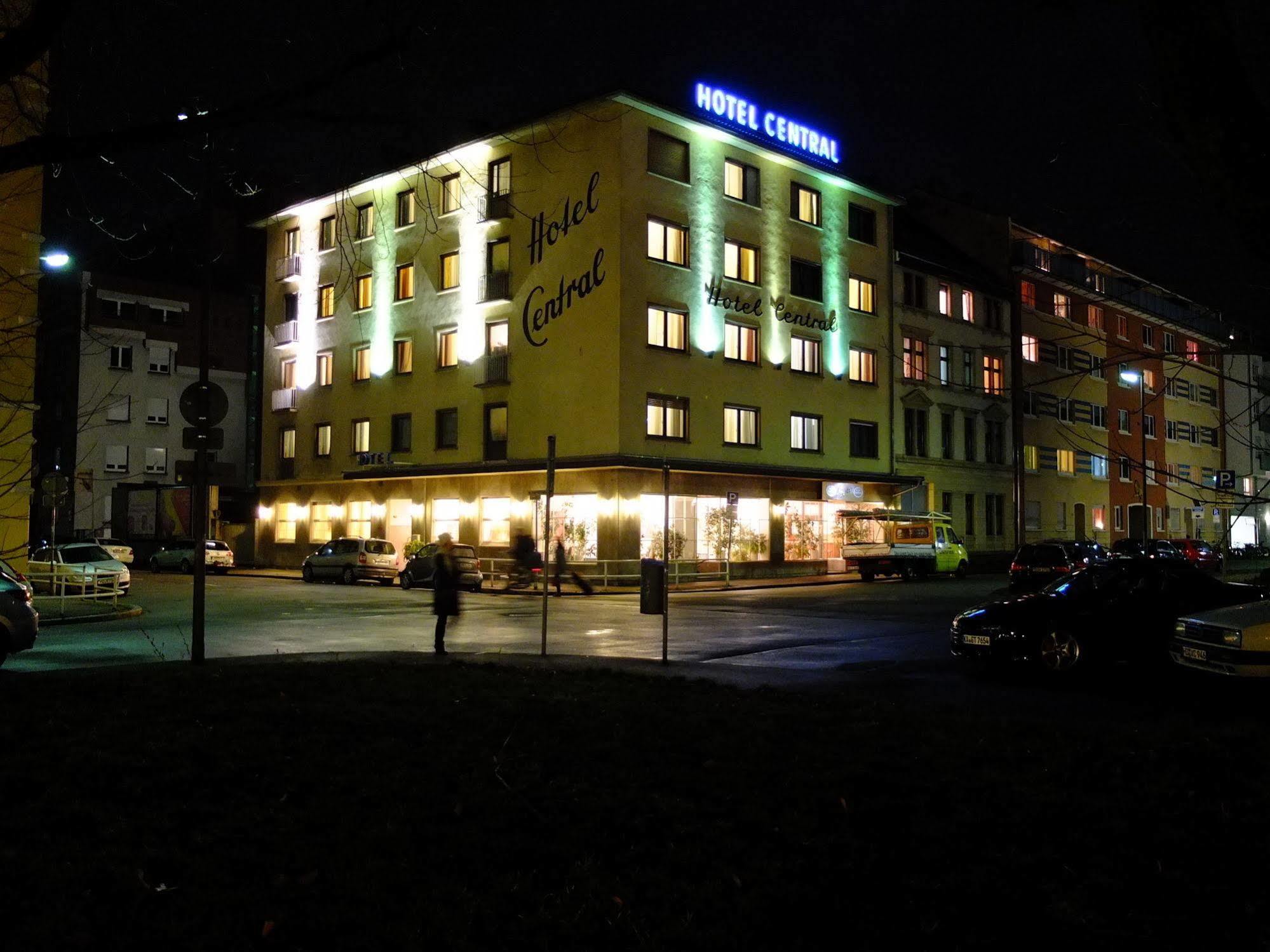 Hotel Central Hauptbahnhof Хайдельберг Экстерьер фото